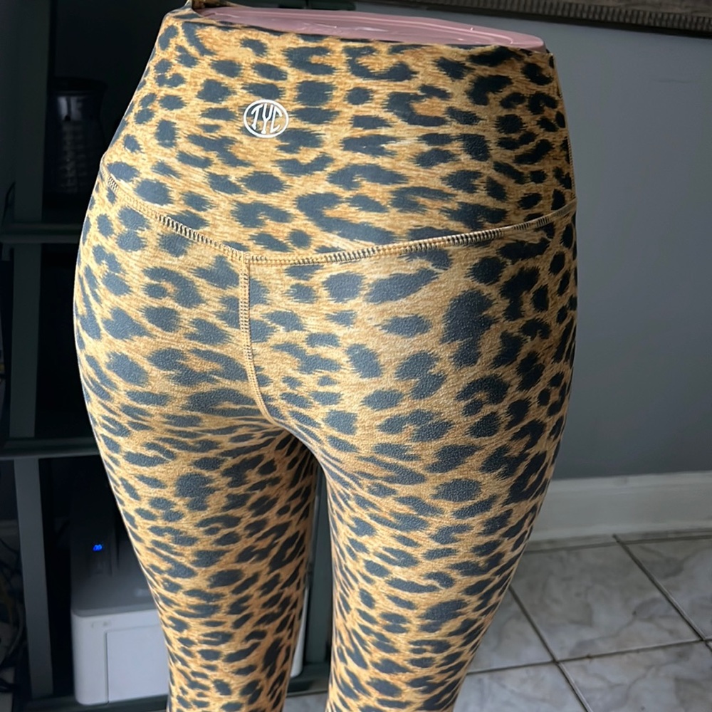 TYC leggings